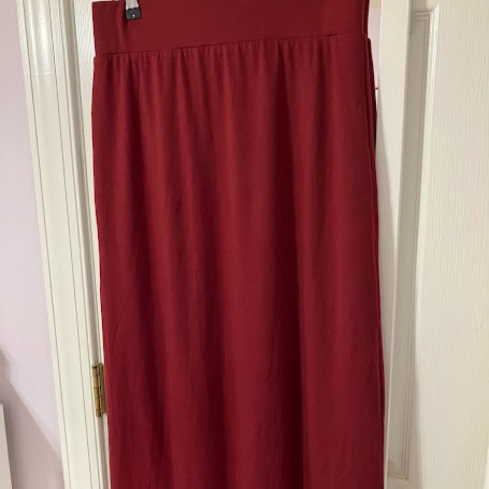 Clarise Premium Knit Maxi Skirt Burgundy